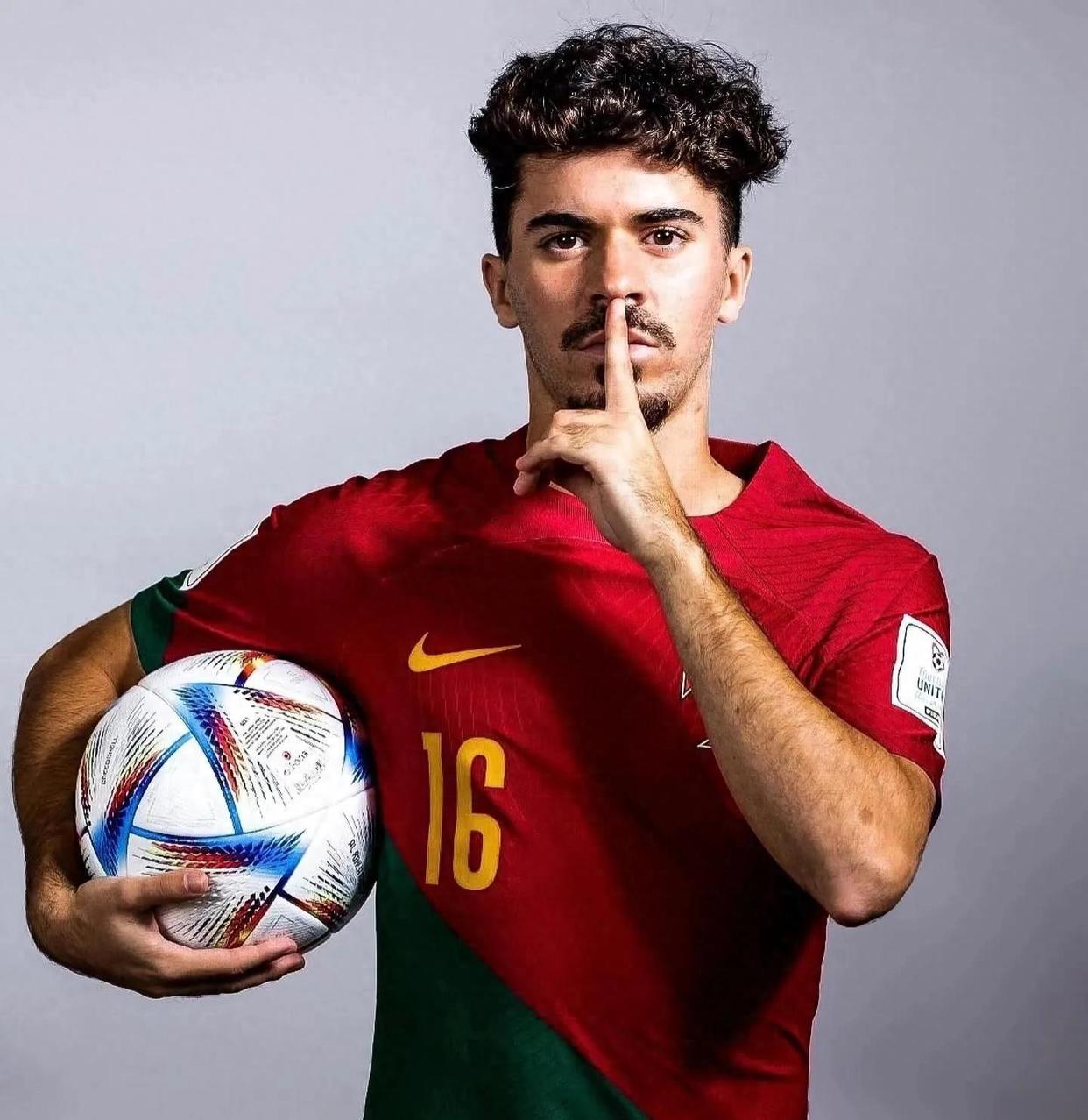 葡萄牙队主帅欲赢下荷兰肯定自己实力的简单介绍