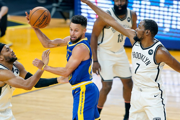 勇士客场大胜黄蜂继续胜势 勇士客场大胜黄蜂继续胜势