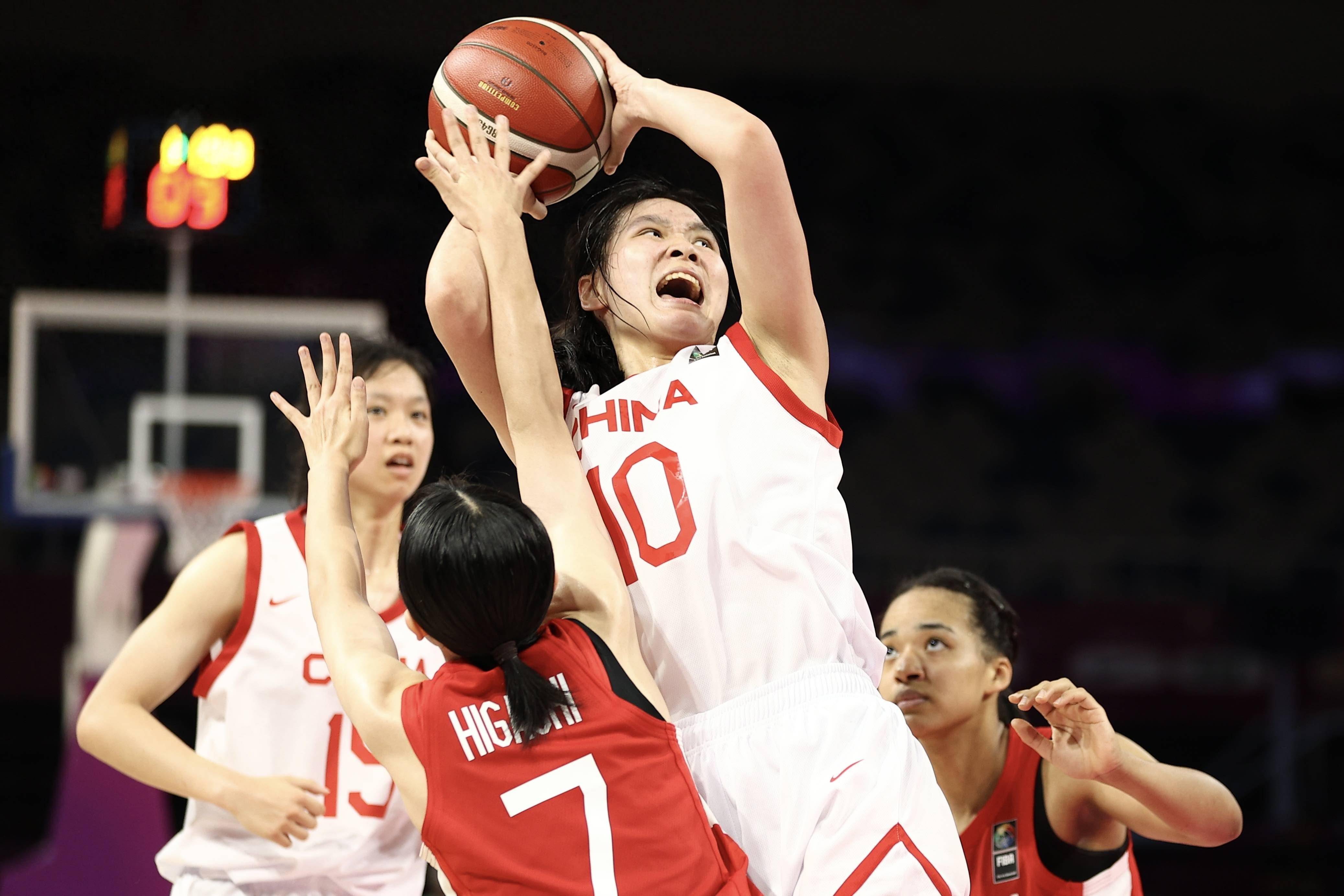 强队实现全胜,昂首进入八强赛的简单介绍 强队实现全胜,昂首进入八强赛的简单介绍