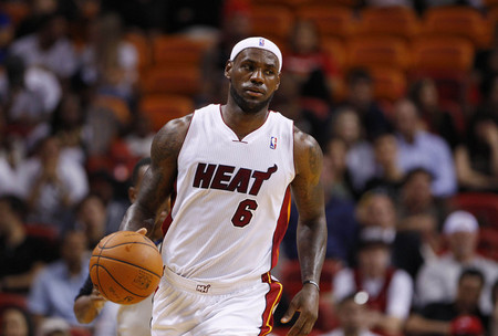 热火主场逆转国王卢比奥三分球绝杀