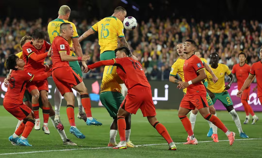 东亚球队实现震撼逆袭，赢得身心俱疲的对手