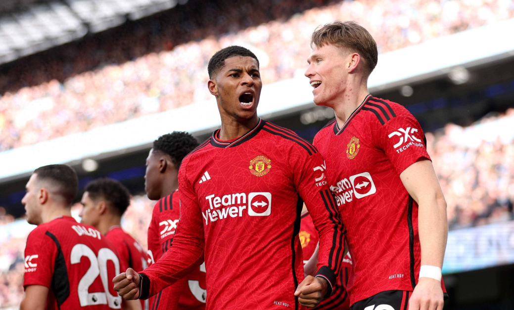 关于曼联憾失大好机会，逼平对手憾失三分的信息