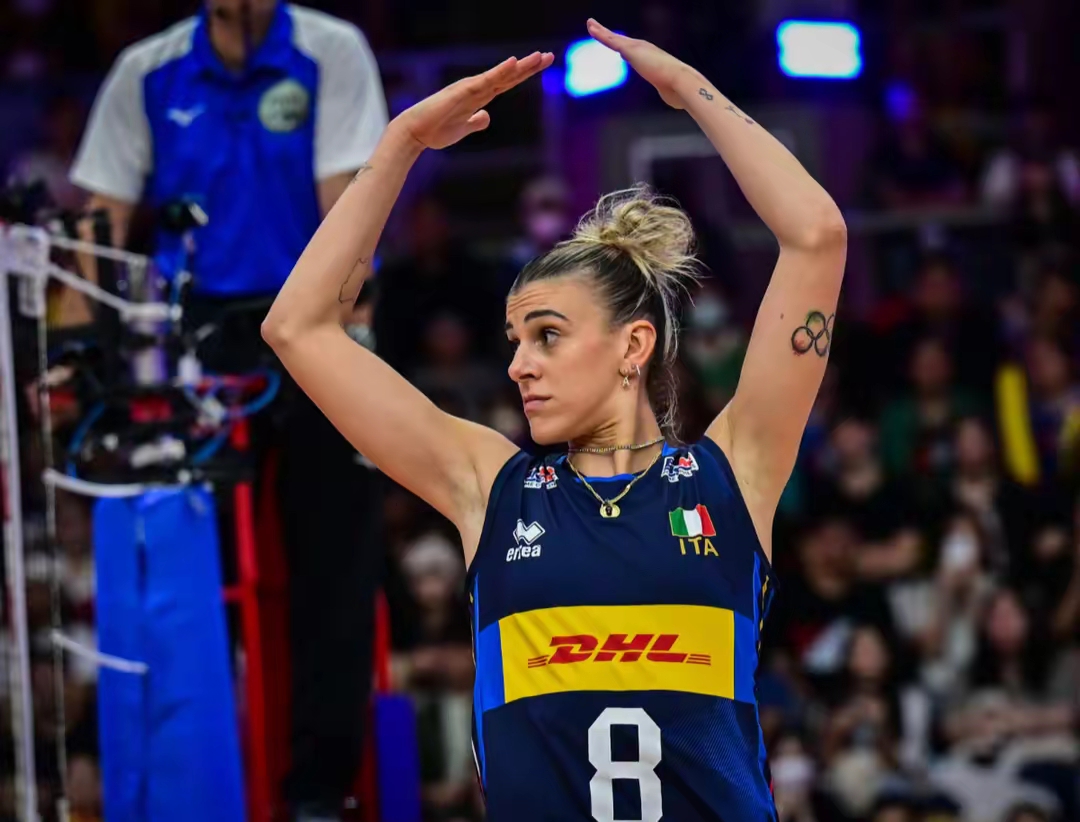 包含意大利选手夺得射击女子头金牌的词条